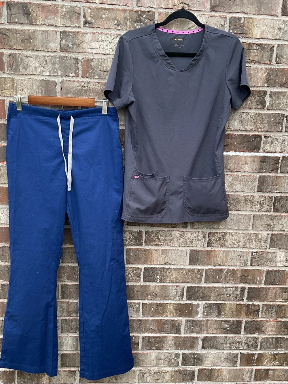 Take 50% OFF- 2pcs Women's Gray V-Neck Scrub Top & Blue Drawstring Pants, Size-S